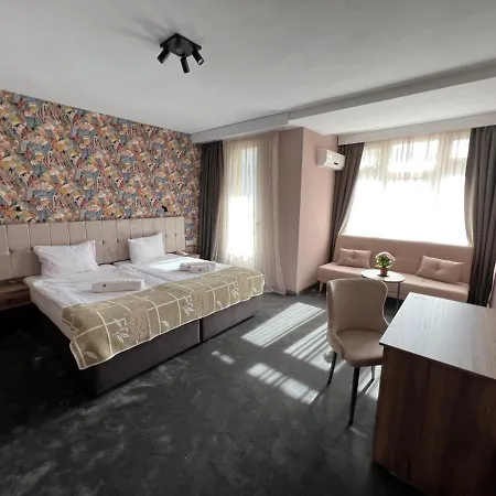 Bistra & Galina Hotel 4*